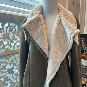 Love Tree Wool Jacket with faux shearling Lining